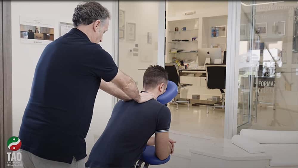 Video corso di massaggio da ufficio